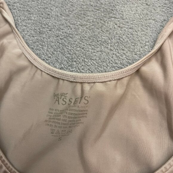 Love Your Assets By Sara Blakely Tank Top Size Small - Picture 2 of 8
